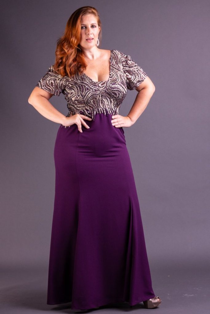 vestido para mãe de noiva plus size