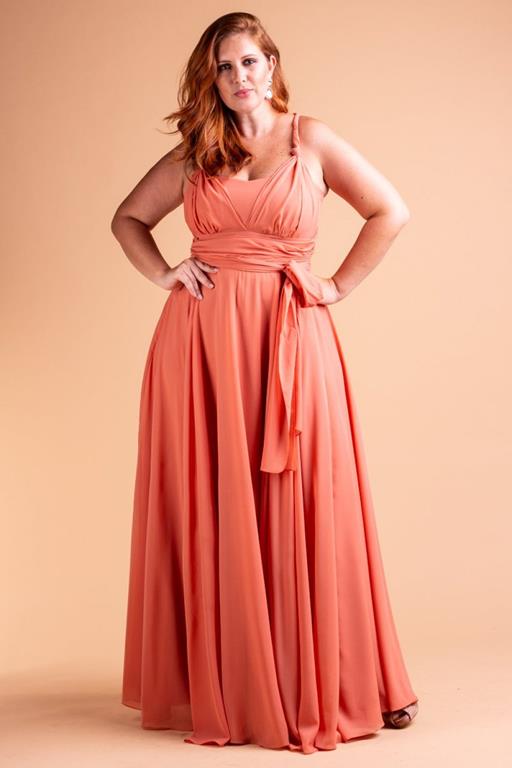 Vestido de Festa Plus Size decote reto com faixas saia rodada