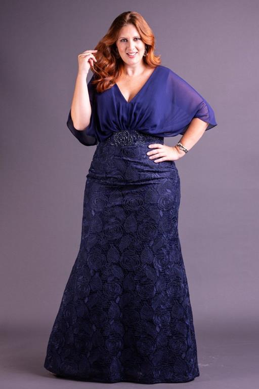 vestido azul plus size longo