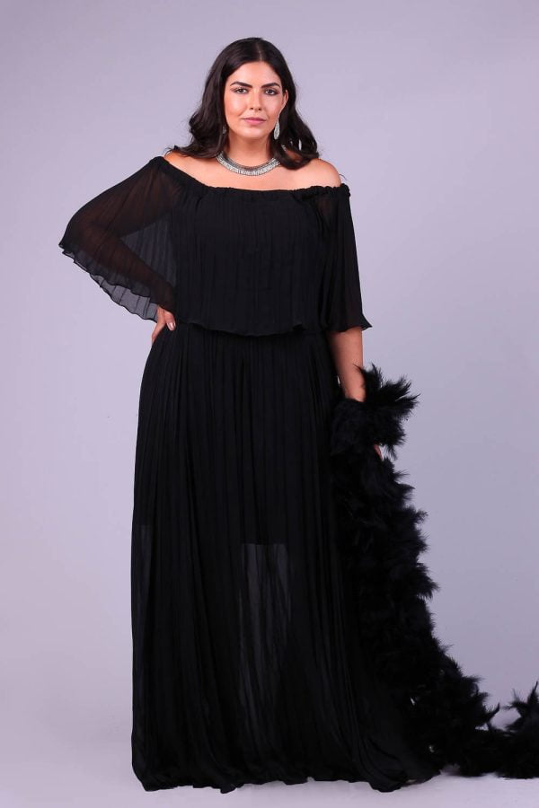 Vestido de festa plus size plissado preto stela