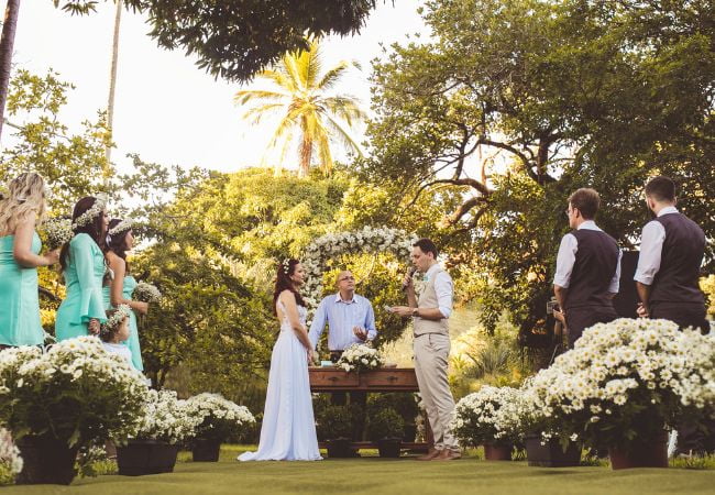 Veja o melhor mês para casar ao ar livre