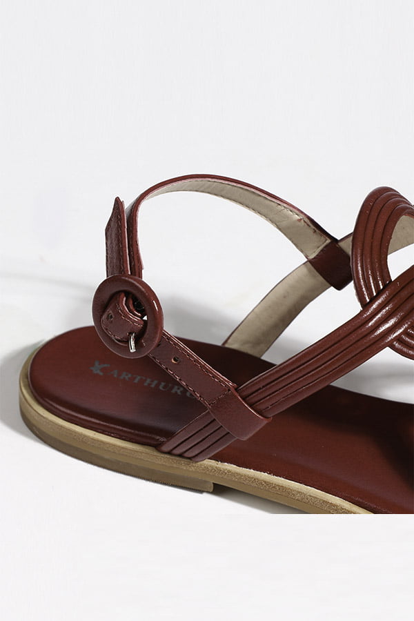 Sandália vermelha modelo summer hot perfeita para o verão 2024