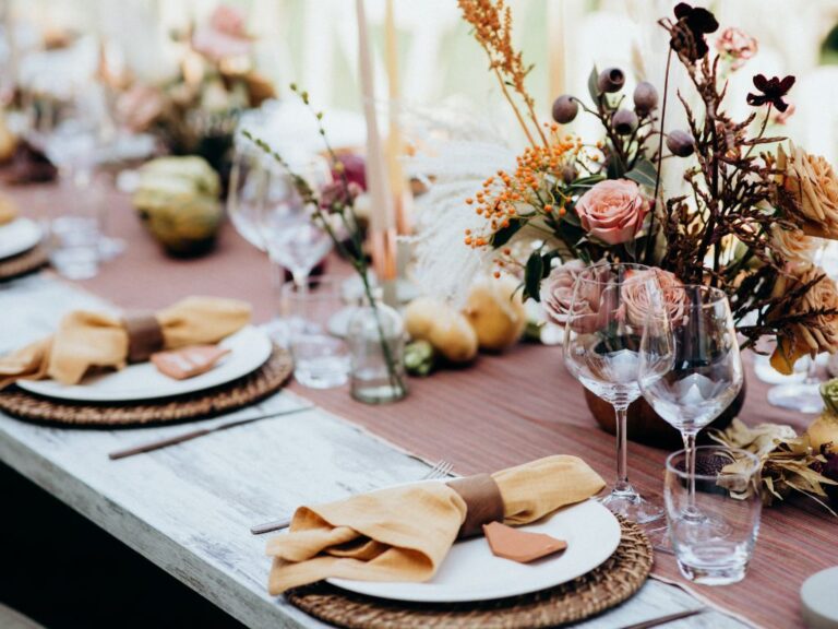 Paleta de Cores para Casamento: Inspirações e Dicas para Escolher a Combinação Perfeita