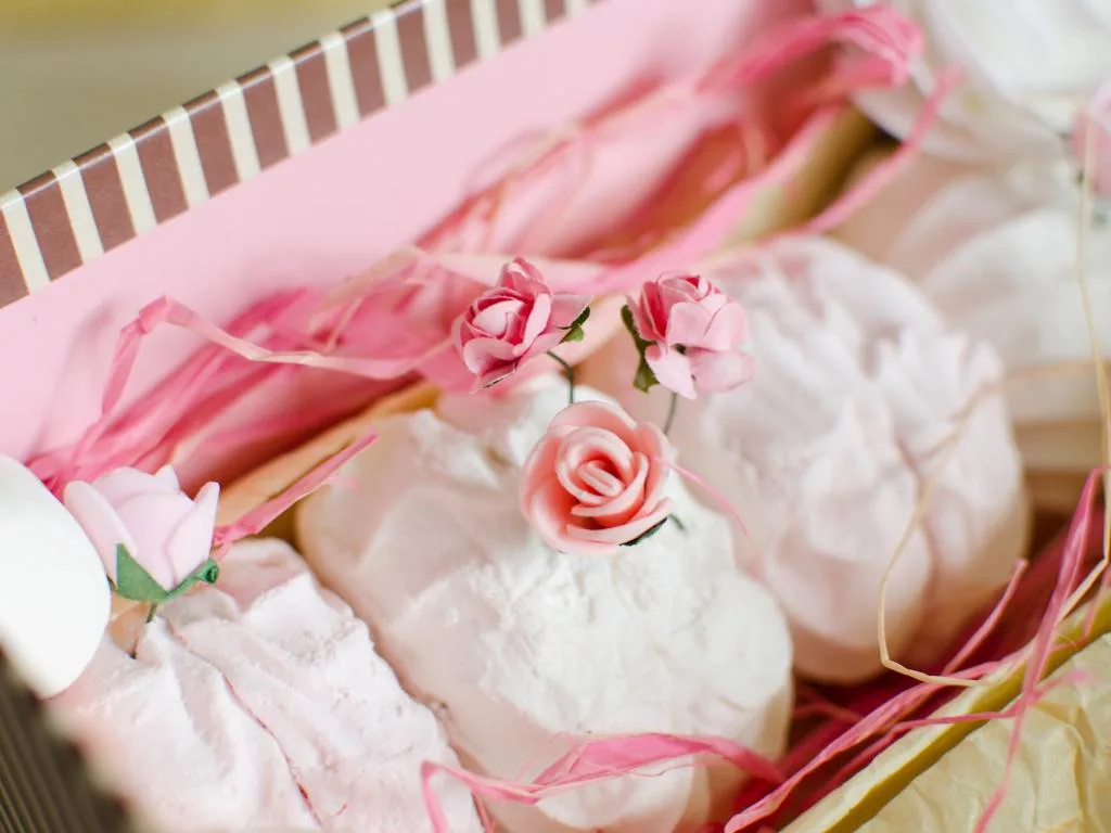 Lembrancinha comestível em papel rosa