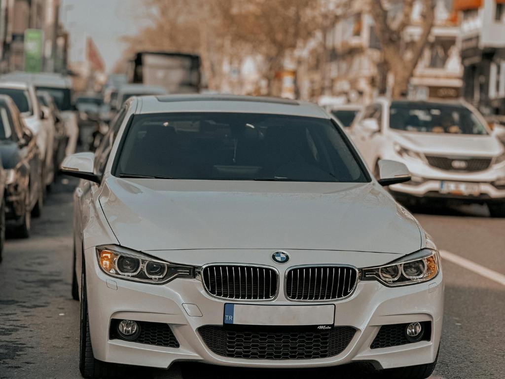 BMW Série 7 branco