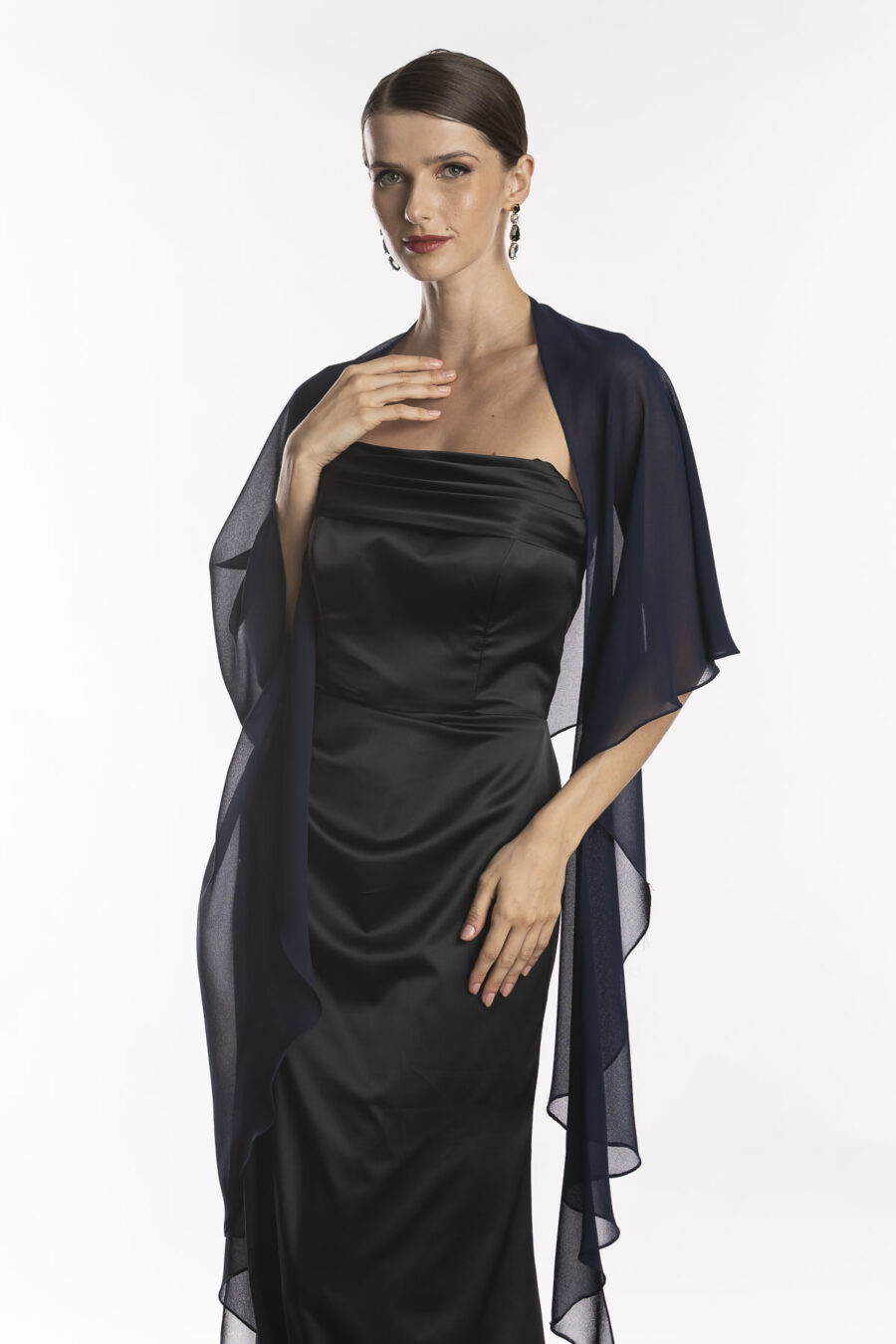 Echarpe de festa para usar com vestido de festa na cor azul marinho