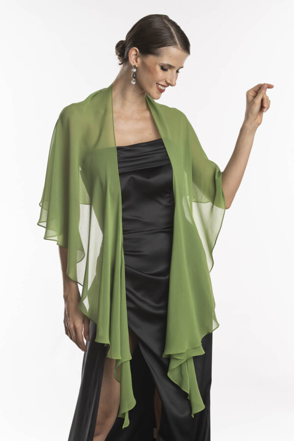 Echarpe para usar com vestido de festa donatella, na cor verde folha com leve transparência.