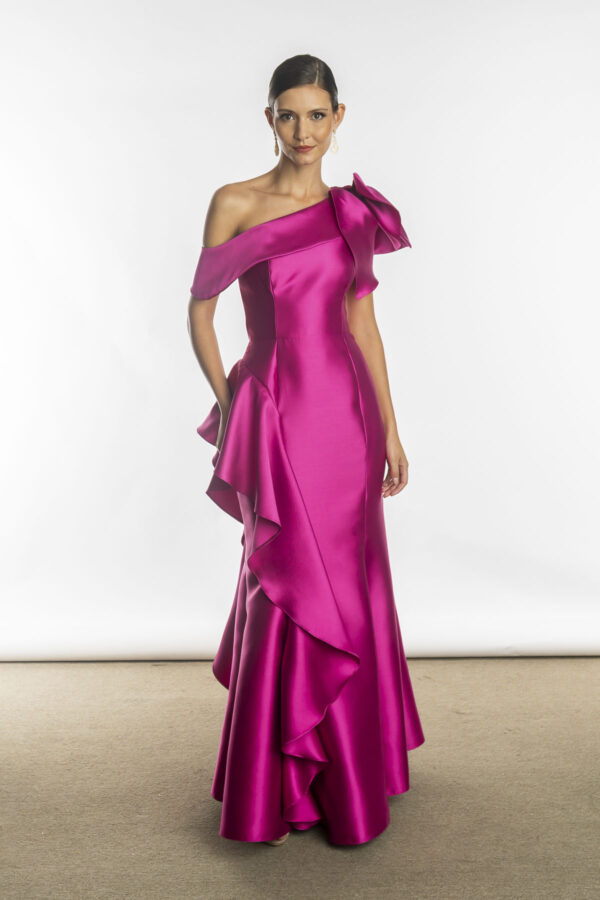 Vestido de festa cor fúcsia de um ombro só modelo fusion