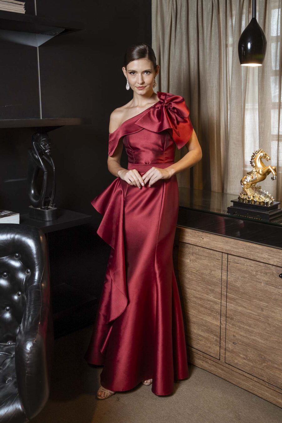 Vestido de festa cor marsala akemi
