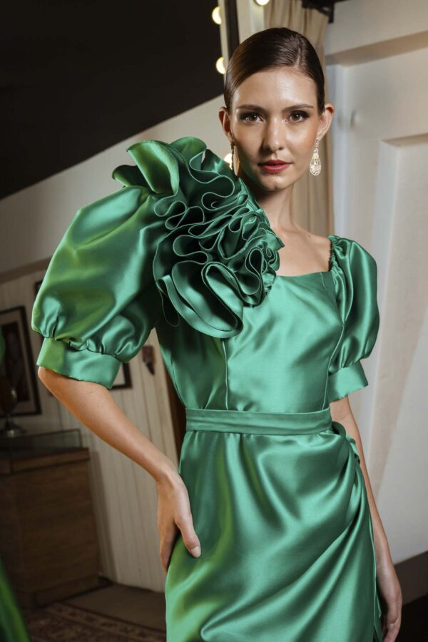 Vestido festa longo verde oliva, modelo isa fiorentino