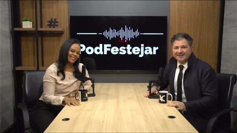 Carol e Arthur no PodFestejar