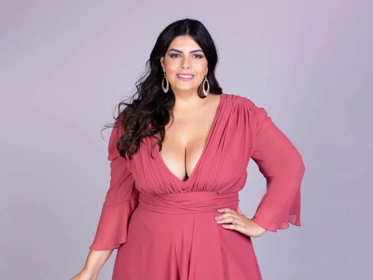 Como escolher o vestido de gala plus size ideal