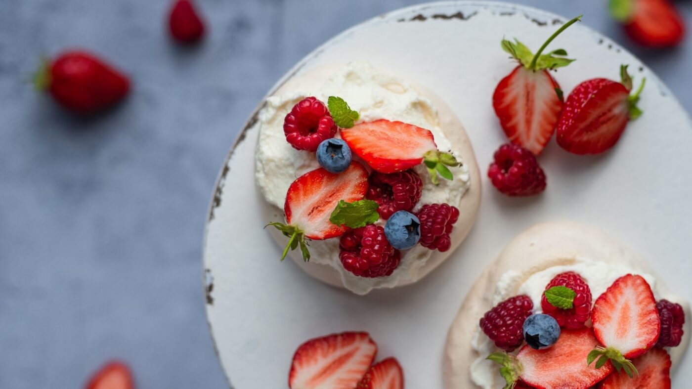 pavlova de frutas vermelhas