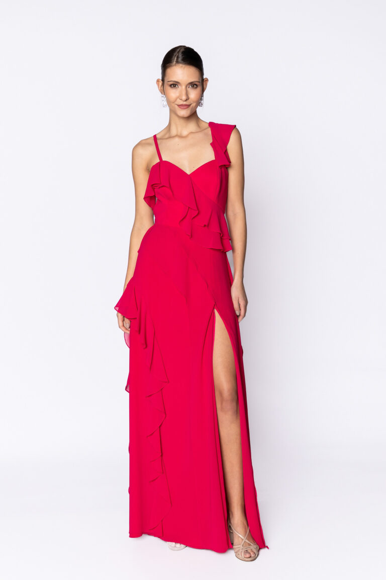 Vestido de festa longo na cor vermelho com babados na diagonal perfeito para convidadas e madrinhas de casamento