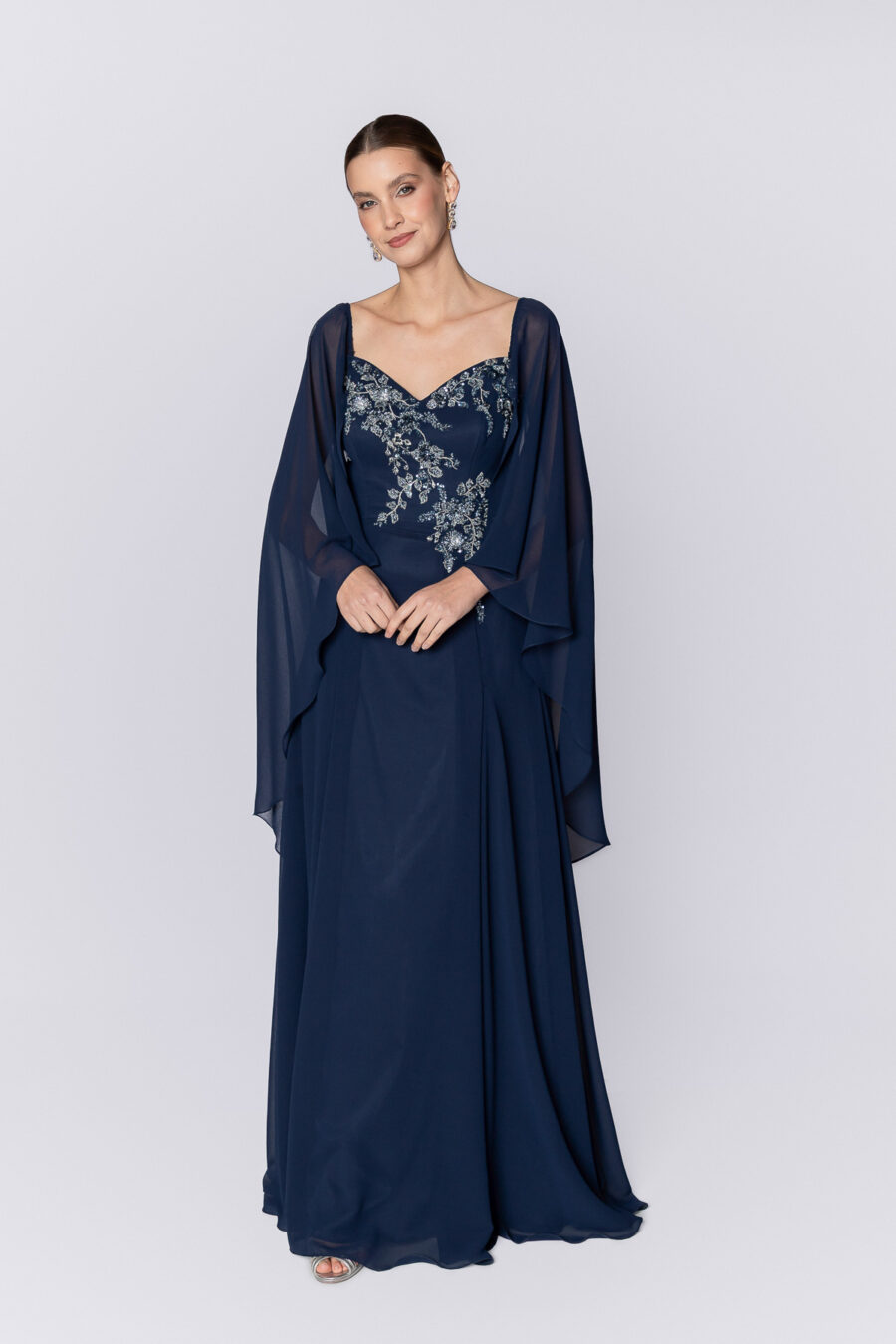 Vestido de festa azul marinho Mary Ribeiro para mãe da noiva ou mãe do noivo.