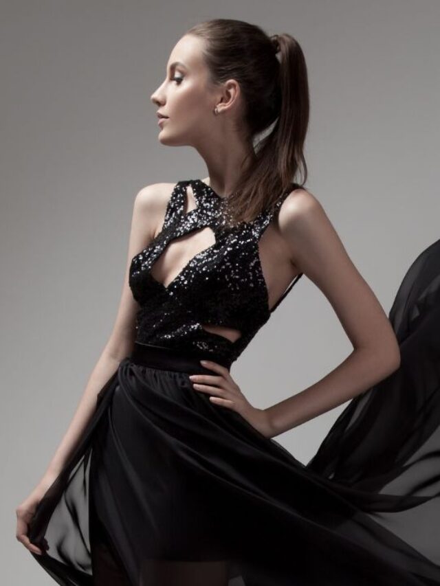 7 modelos de vestido de formatura preto que provam que o clássico nunca erra